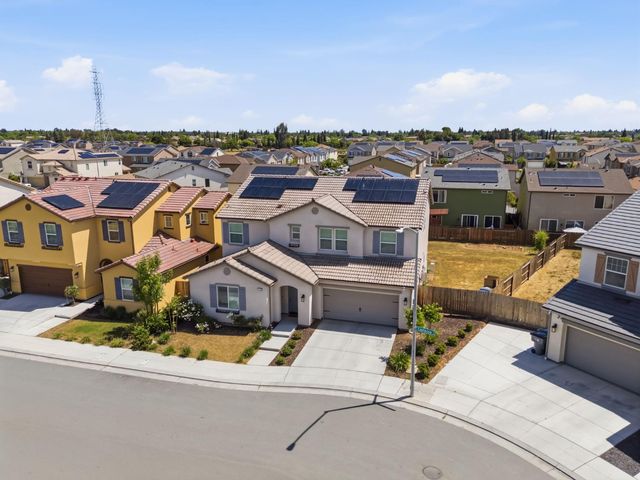 4188 N Contessa Avenue, Fresno, CA 93723