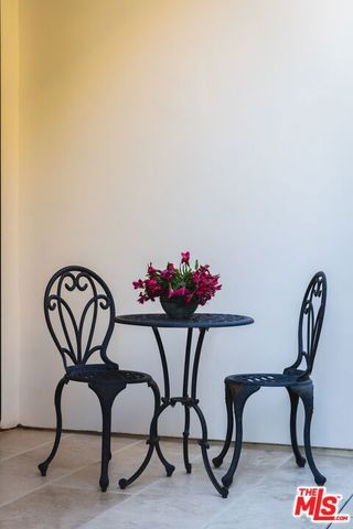 16736 Via Pacifica, Pacific Palisades (los Angeles), CA 90272