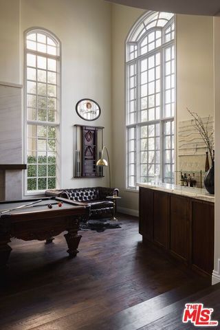 16736 Via Pacifica, Pacific Palisades (los Angeles), CA 90272
