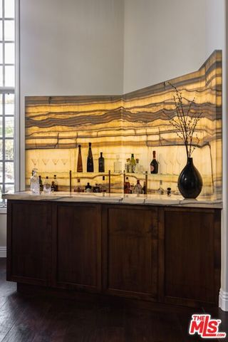 16736 Via Pacifica, Pacific Palisades (los Angeles), CA 90272