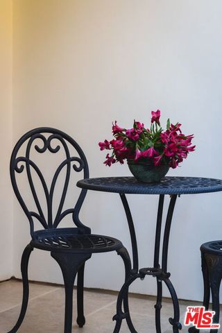 16736 Via Pacifica, Pacific Palisades (los Angeles), CA 90272