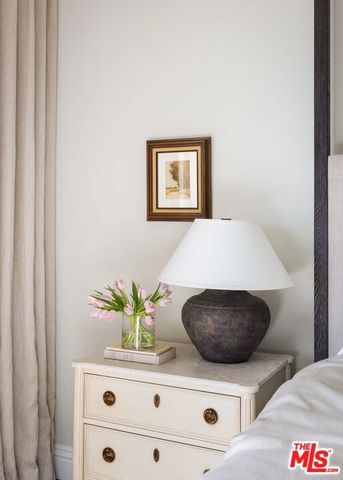 16736 Via Pacifica, Pacific Palisades (los Angeles), CA 90272