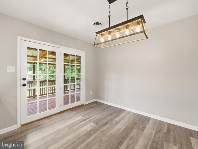 17608 FOREST GLEN CIR, Hagerstown, MD 21740