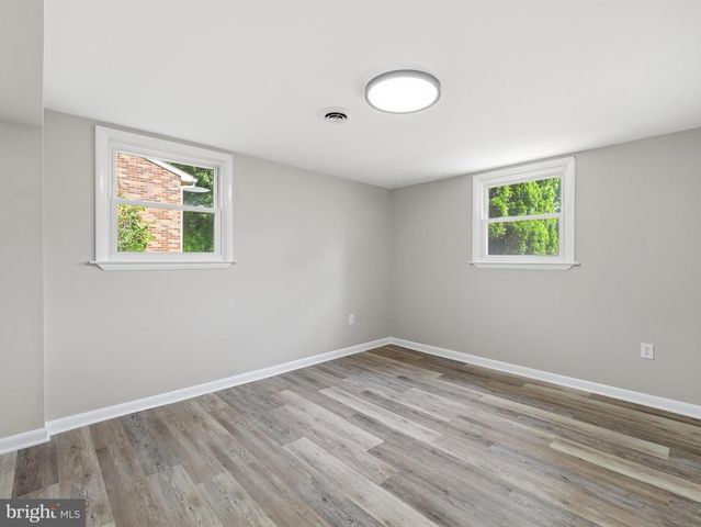 17608 FOREST GLEN CIR, Hagerstown, MD 21740
