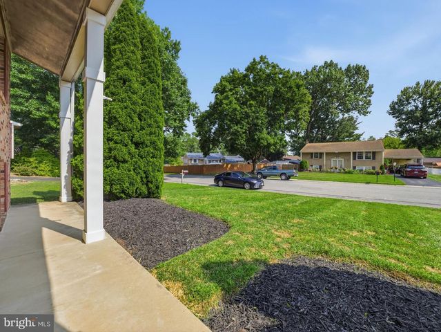 17608 FOREST GLEN CIR, Hagerstown, MD 21740