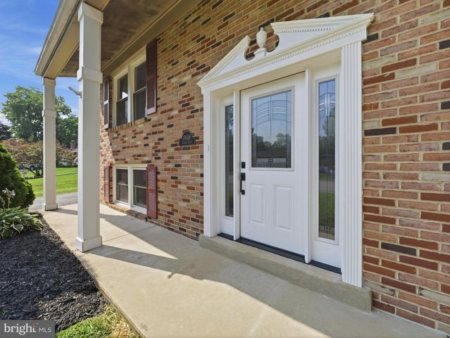 17608 FOREST GLEN CIR, Hagerstown, MD 21740