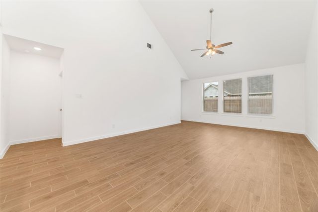 5014 Chestnut Orchard Drive, Houston, TX 77066