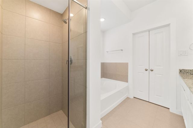 5014 Chestnut Orchard Drive, Houston, TX 77066