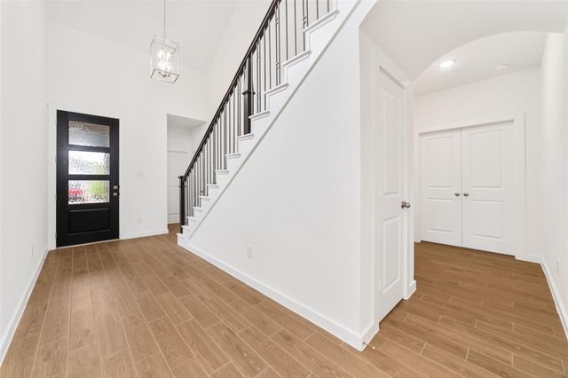 5014 Chestnut Orchard Drive, Houston, TX 77066