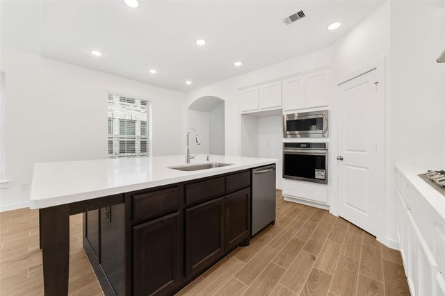 5014 Chestnut Orchard Drive, Houston, TX 77066