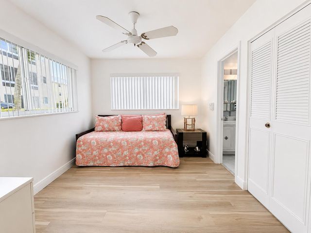 27 COLONIAL CLUB Drive 105, Boynton Beach, FL 33435
