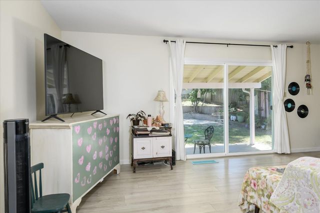 5034 Robander St, Carmichael, CA 95608