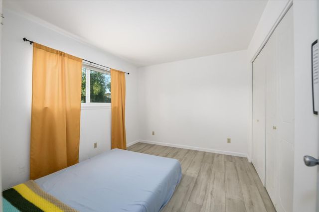 5034 Robander St, Carmichael, CA 95608