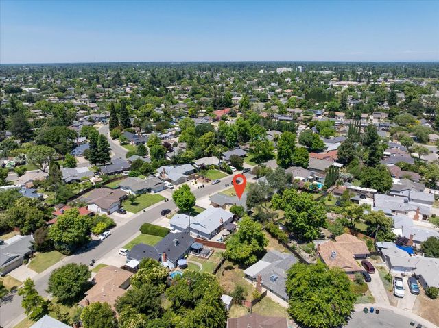 5034 Robander St, Carmichael, CA 95608