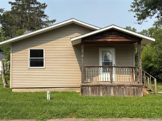 3094 S Term Street, Burton, MI 48529