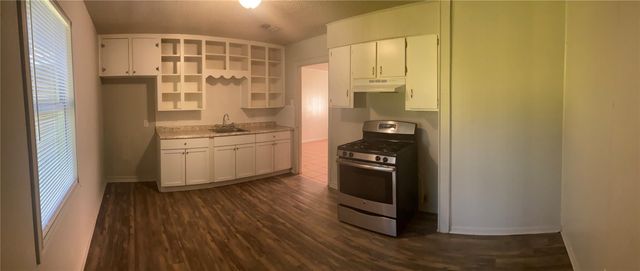 3018 Robinson Blvd, Texas City, TX 77590