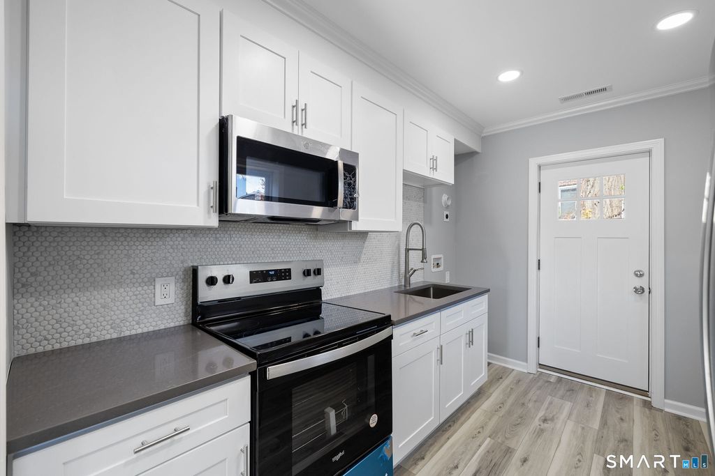 273 High Ridge Drive, Bridgeport, CT 06606