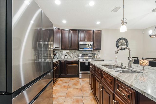 2920 MOONSTONE BEND, Kissimmee, FL 34758