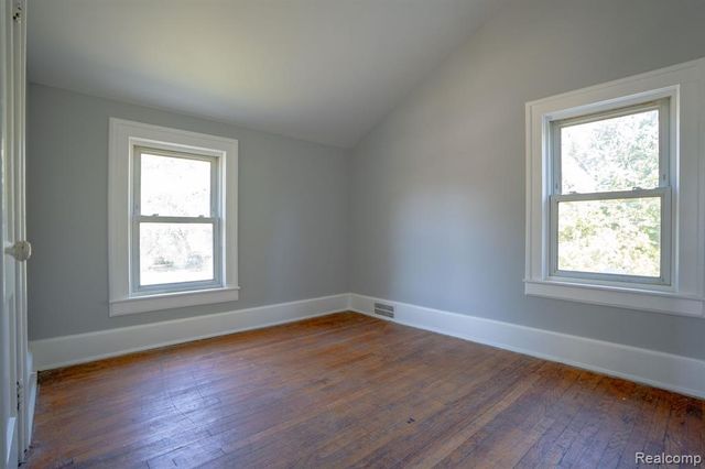 388 Lakewood Street, Detroit, MI 48215