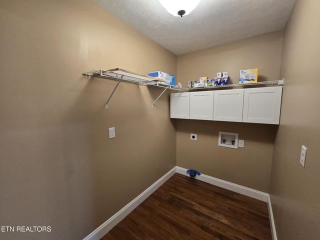 5586 Thompsie Drive, Russellville, TN 37860