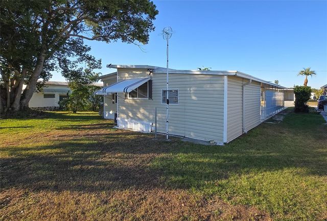 36708 NILES DRIVE, Zephyrhills, FL 33542