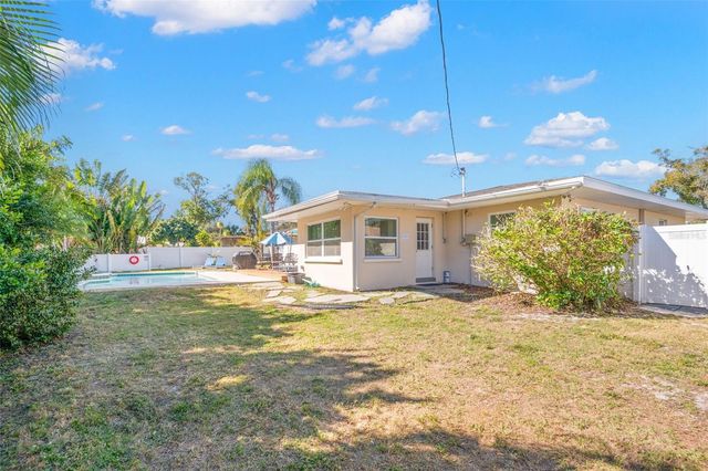 1339 BUCKINGHAM DRIVE, Clearwater, FL 33756