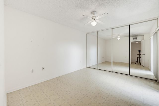 1704 17th Lane, Greenacres, FL 33463