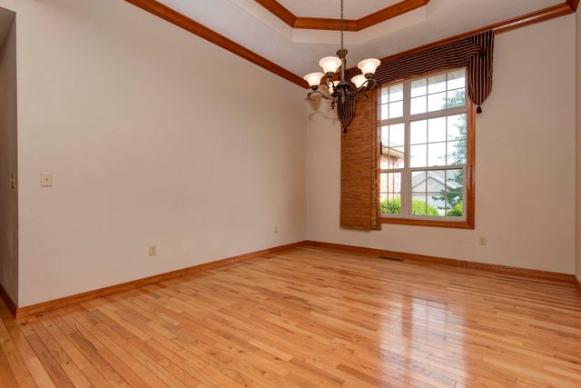 630 Meadowgate Drive, Springfield, MO 65803