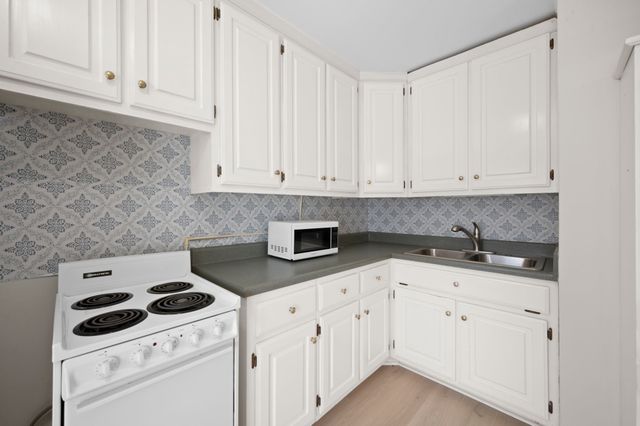 521 Hawkins Rd Apt 4, Clarksville, TN 37040