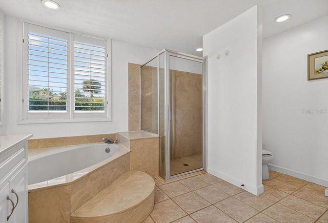 13 BAY POINTE DRIVE, Ormond Beach, FL 32174