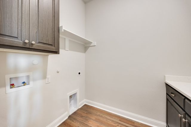 704 Proverbs Court, Heath, TX 75032