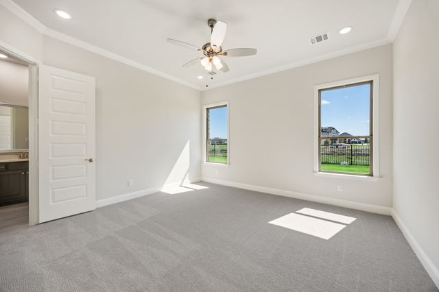 704 Proverbs Court, Heath, TX 75032