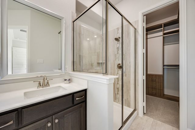 704 Proverbs Court, Heath, TX 75032