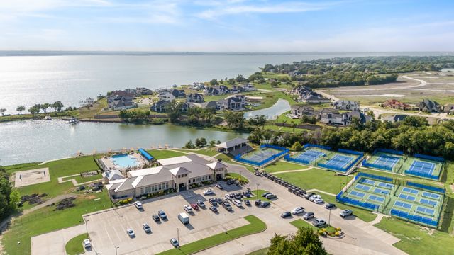 704 Proverbs Court, Heath, TX 75032