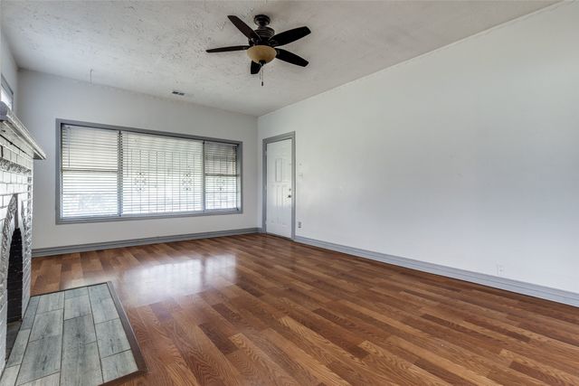 711 S Rosemont Avenue, Dallas, TX 75208