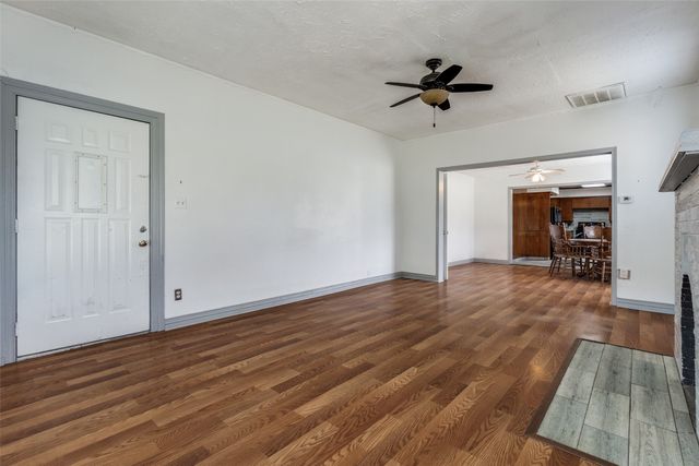 711 S Rosemont Avenue, Dallas, TX 75208
