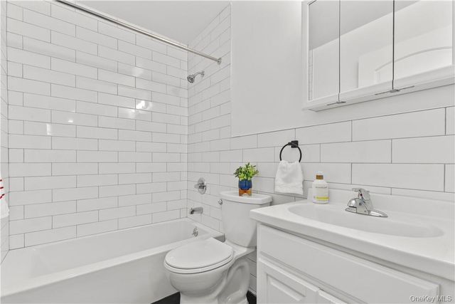 305 Vista On The Lake, Carmel, NY 10512