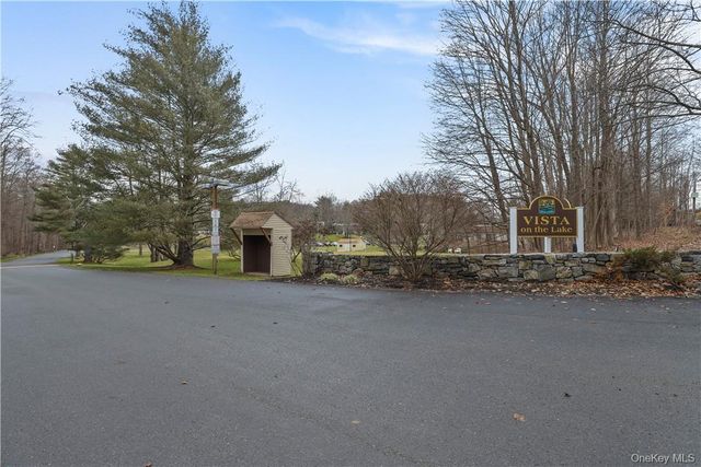 305 Vista On The Lake, Carmel, NY 10512