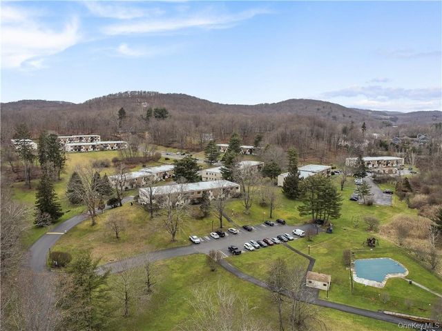 305 Vista On The Lake, Carmel, NY 10512