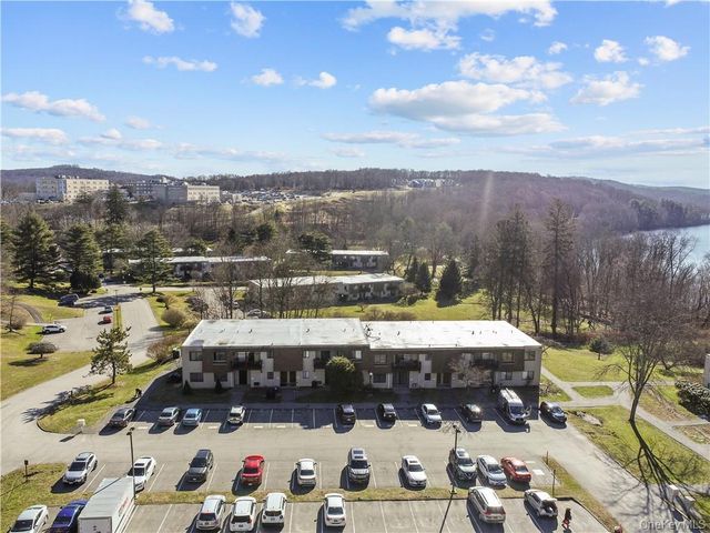 305 Vista On The Lake, Carmel, NY 10512