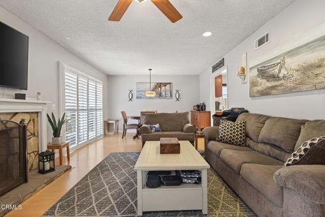 9466 Santa Maria Street, Ventura, CA 93004