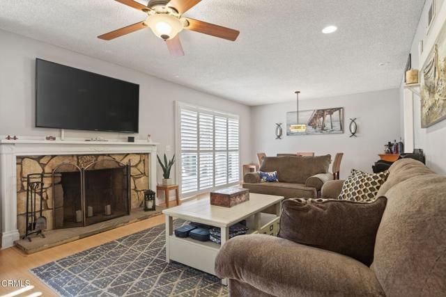 9466 Santa Maria Street, Ventura, CA 93004