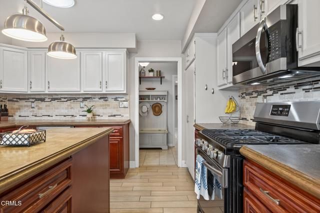 9466 Santa Maria Street, Ventura, CA 93004