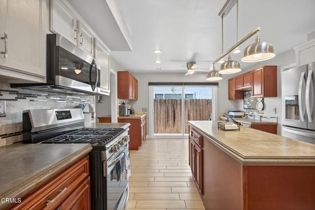 9466 Santa Maria Street, Ventura, CA 93004