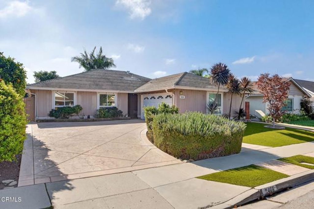 9466 Santa Maria Street, Ventura, CA 93004