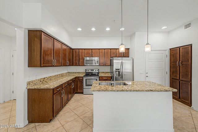 5550 N 16th Street Apt 167, Phoenix, AZ 85016