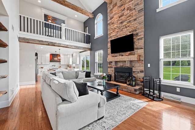 595 Scott Ridge Rd, Lancaster Twp, PA 16037