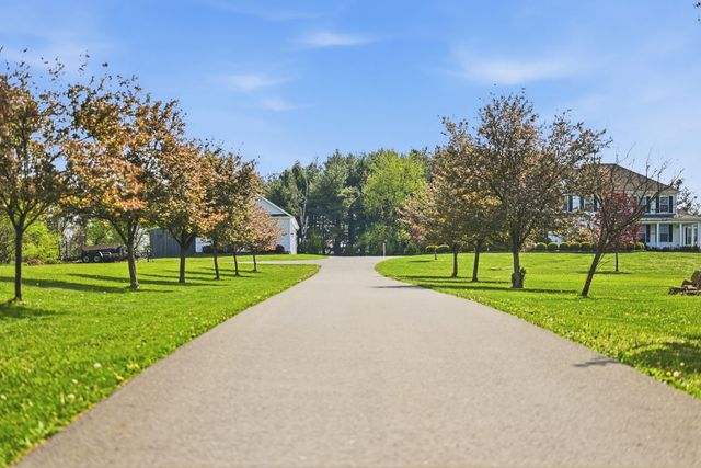 595 Scott Ridge Rd, Lancaster Twp, PA 16037