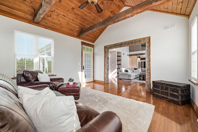 595 Scott Ridge Rd, Lancaster Twp, PA 16037