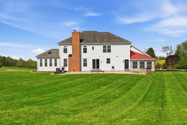 595 Scott Ridge Rd, Lancaster Twp, PA 16037